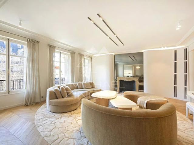 Vente Appartement 7 pièces 191 m2 Paris 7ème