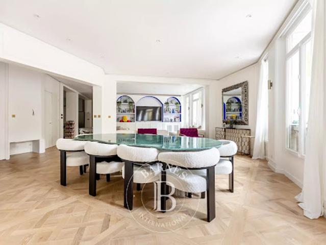 Vente Appartement 7 pièces 194 m2 Paris 17ème