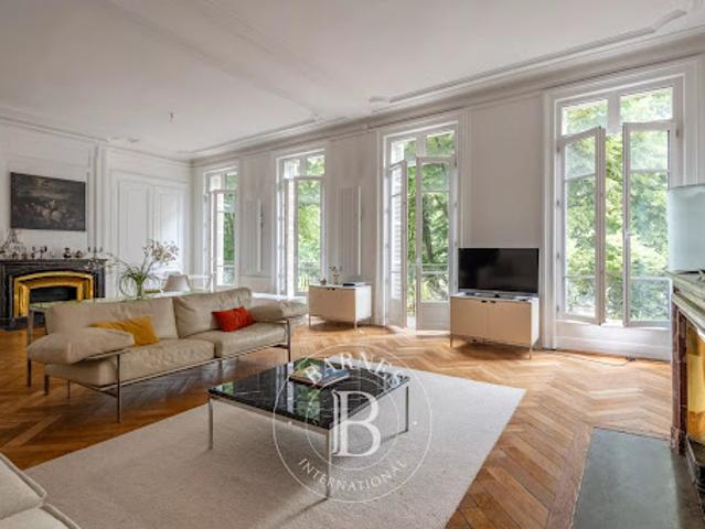 Vente Appartement 7 pièces 203.59 m2 Lyon 6ème
