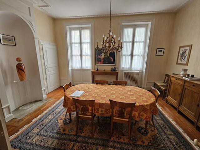 Vente Appartement 7 pièces 229 m2 Saint claude