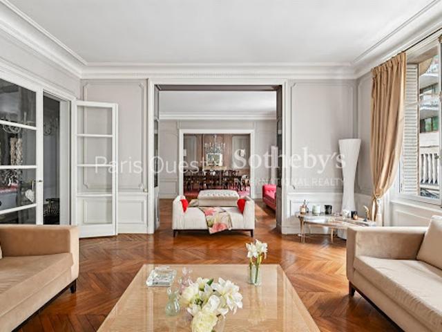 Vente Appartement 7 pièces 242 m2 Paris 16ème