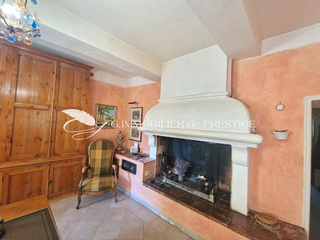 Vente Appartement 7 pièces 250 m2 Oppède