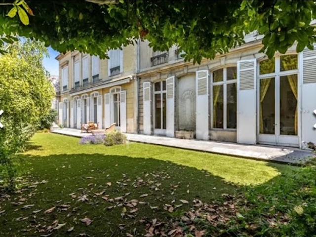 Vente Appartement 7 pièces 256.67 m2 Reims