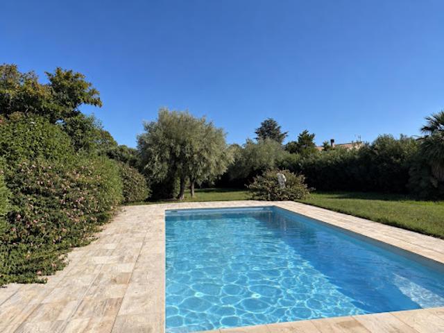 Vente Appartement 7 pièces 268 m2 Biguglia