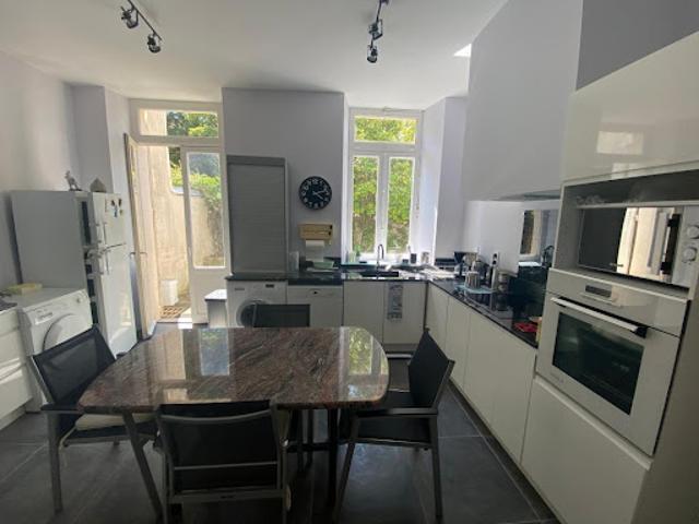 Vente Appartement 7 pièces 330 m2 Mazamet