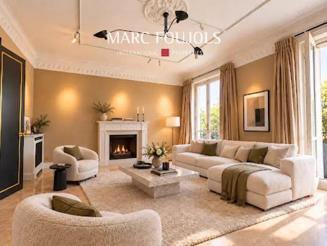 Vente Appartement 7 pièces 335.8 m2 Paris 16ème