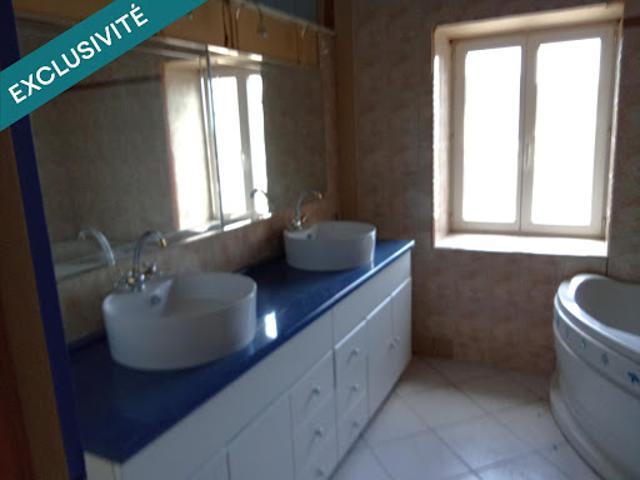 Vente Appartement 7 pièces 373 m2 Autun