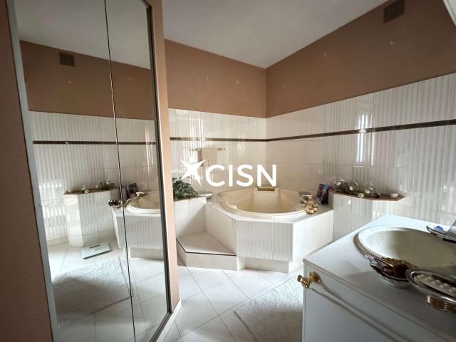 Vente appartement 7 pièces Nantes Saint Clément Jardin des plantes 44