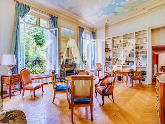 Vente Appartement 8 pièces 0 m2 Marnes la Coquette