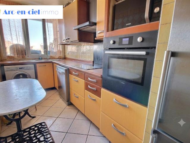 Vente Appartement 8 pièces 150 m2 Aubervilliers