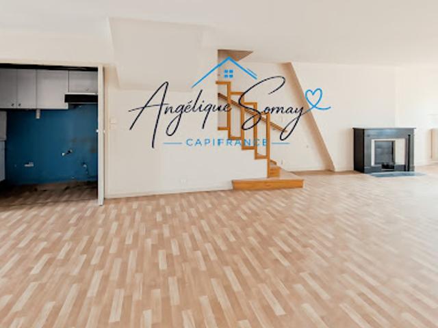 Vente Appartement 8 pièces 165 m2 Lons le Saunier
