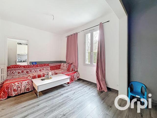 Vente Appartement 8 pièces 179 m2 Saint Flour
