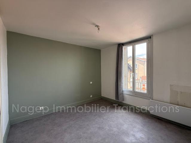 Vente Appartement 8 pièces 200 m2 Vichy