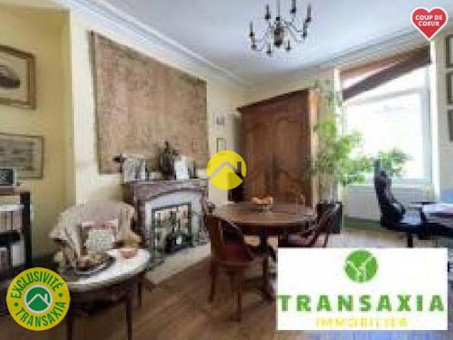 Vente Appartement 8 pièces 203 m2 Bourges
