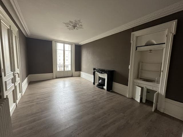 Vente Appartement 8 pièces 209 m2 Saint Etienne