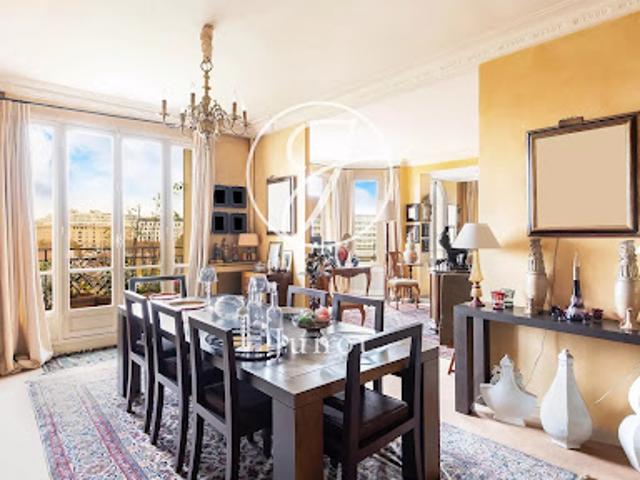 Vente Appartement 8 pièces 234.01 m2 Paris 7ème