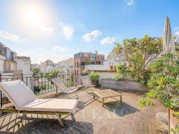 Vente Hôtel particulier 8 pièces 294.38 m2 Paris 17ème