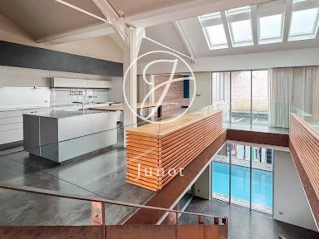 Vente Appartement 9 pièces 434.7 m2 Lille
