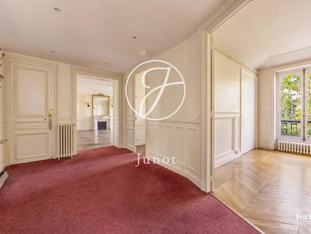 Vente Appartement 9 pièces 310.28 m2 Paris 8ème