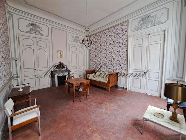 Vente Appartement 11 pièces 280 m2 Avignon