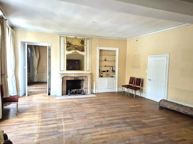 Vente Appartement 15 pièces 350 m2 Gien