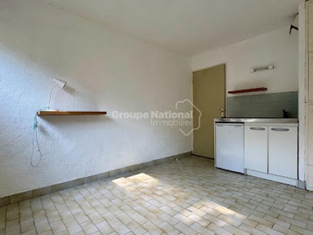 Vente Appartement 1 pièce 14.7 m2 Nimes