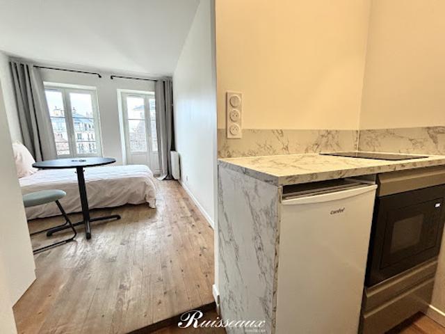 Vente Appartement 1 pièce 15.2 m2 Dijon