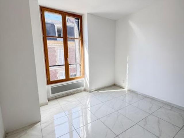 Vente Appartement 1 pièce 15.5 m2 Beaumont sur Oise