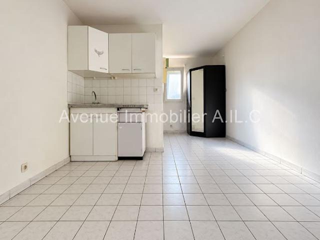 Vente Appartement 1 pièce 17 m2 Meaux