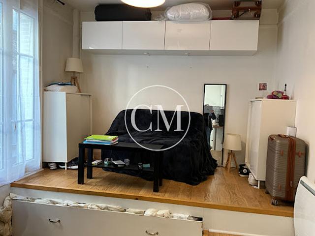 Vente Appartement 1 pièce 17 m2 Versailles