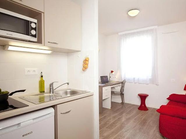 Vente Appartement 1 pièce 18 m2 Nanterre