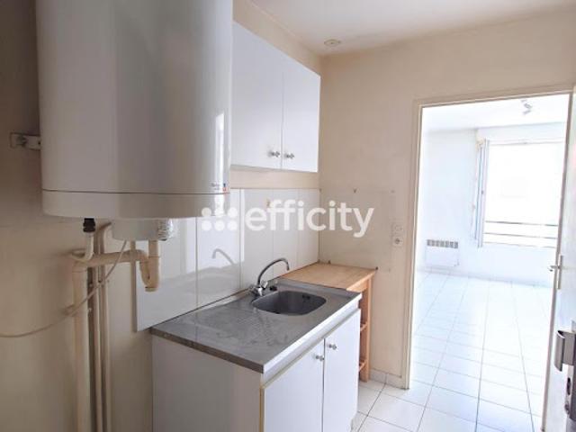 Vente Appartement 1 pièce 18 m2 Lyon 8ème