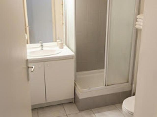 Vente Appartement 1 pièce 18 m2 Venelles