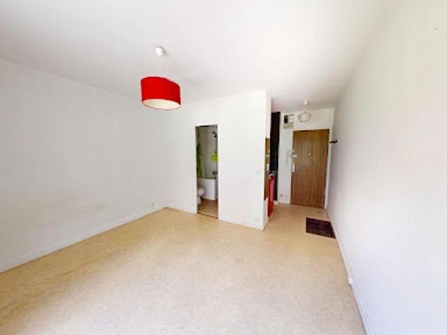 Vente Appartement 1 pièce 18.1 m2 Aurillac