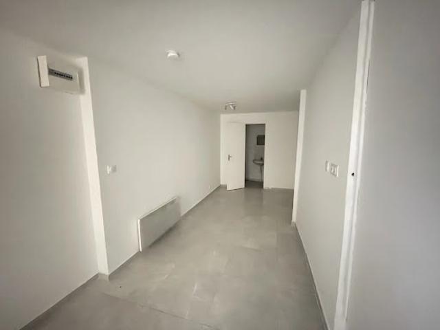 Vente Appartement 1 pièce 18.85 m2 Aubagne