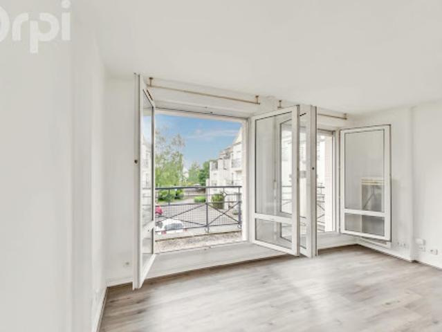 Vente Appartement 1 pièce 19.7 m2 Senlis