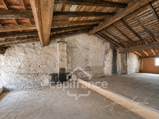 Vente Appartement 1 pièce 103 m2 Villeneuve sur Lot