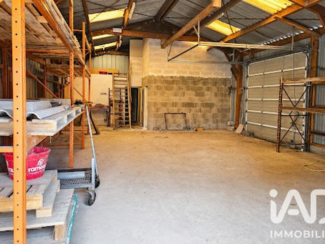 Vente Appartement 1 pièce 120 m2 Saint Caradec