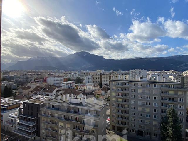 Vente Appartement 1 pièce 12 m2 Grenoble