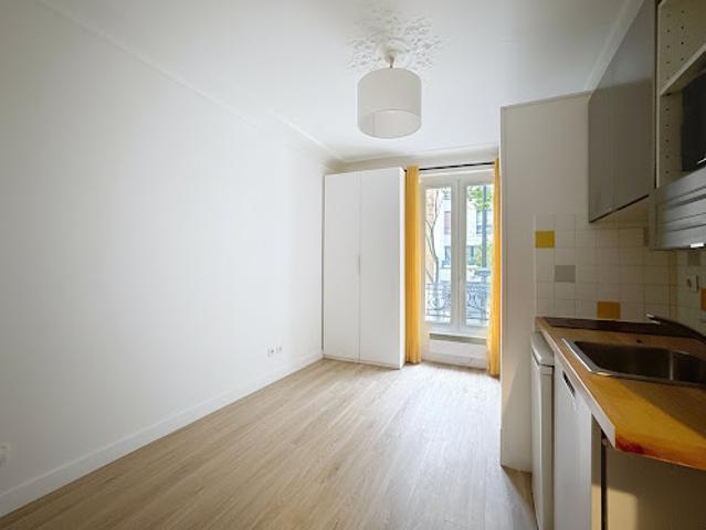 Vente Appartement 1 pièce 12 m2 Paris 18ème