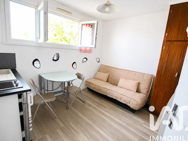 Vente Appartement 1 pièce 13 m2 Viry chatillon