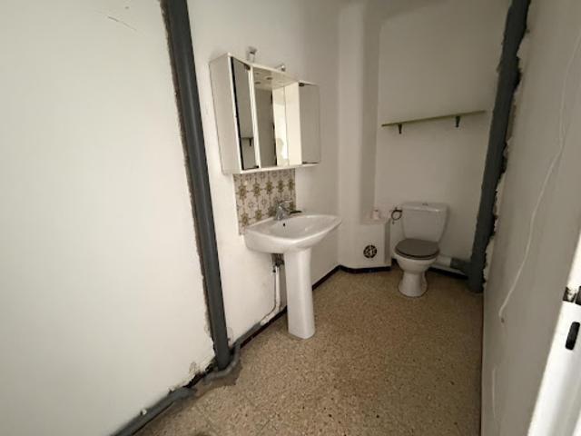 Vente Appartement 1 pièce 23.9 m2 Charleval