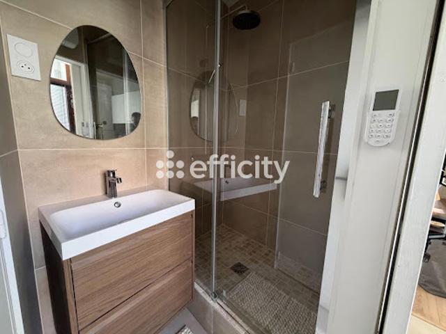Vente Appartement 1 pièce 25 m2 Lille