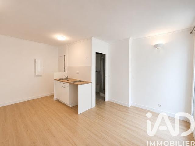 Vente Appartement 1 pièce 24 m2 Paris 18ème