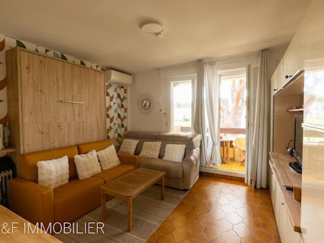 Vente Appartement 1 pièce 24 m2 Saint Cyr sur Mer