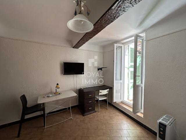 Vente Appartement 1 pièce 24 m2 Toulon
