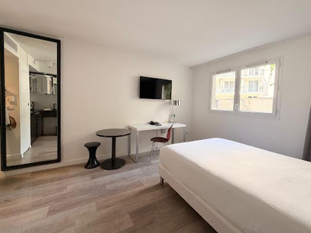 Vente Appartement 1 pièce 24.31 m2 Marseille 5ème
