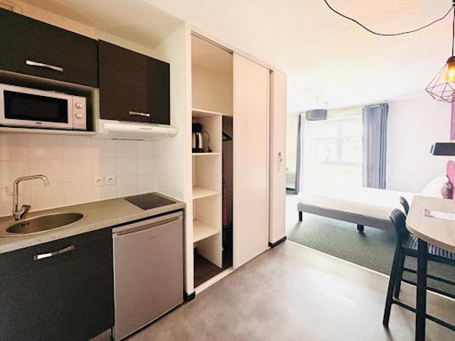 Vente Appartement 1 pièce 24.3 m2 Merignac