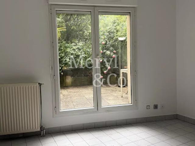 Vente Appartement 1 pièce 24.56 m2 Paris 18ème