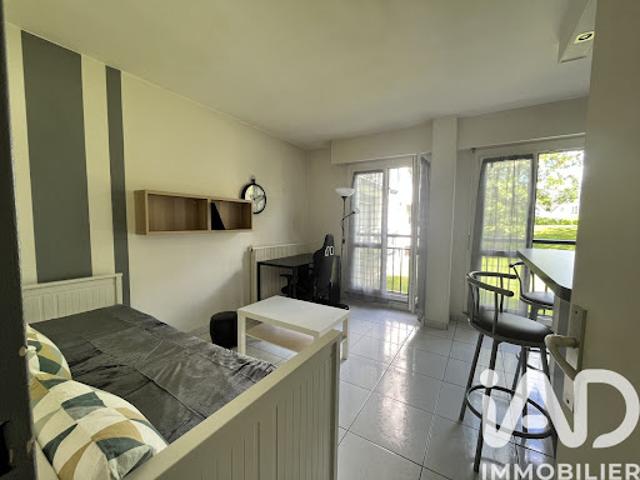 Vente Appartement 1 pièce 25 m2 Les Clayes sous Bois